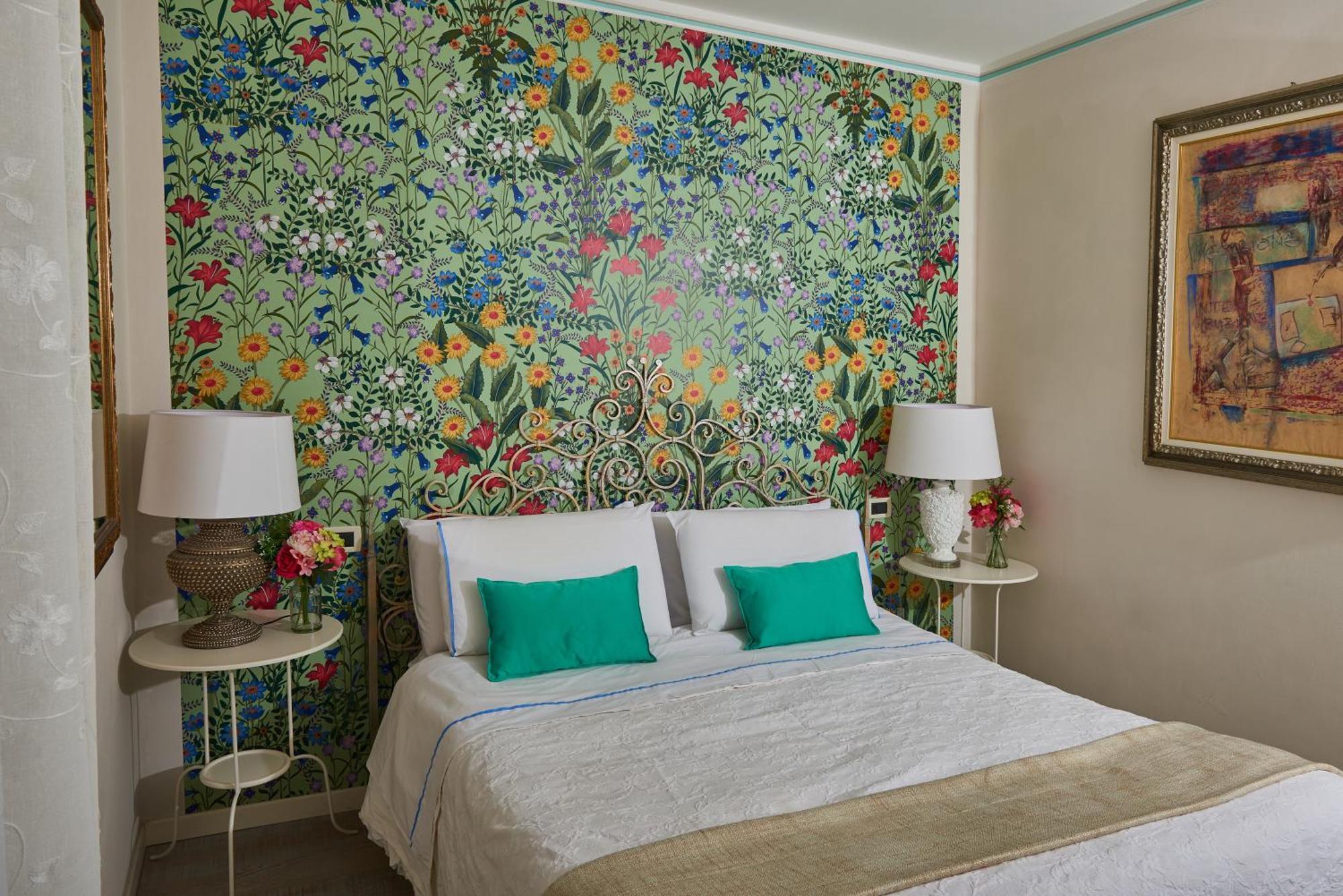 Garda Blue Luxury Apartment *