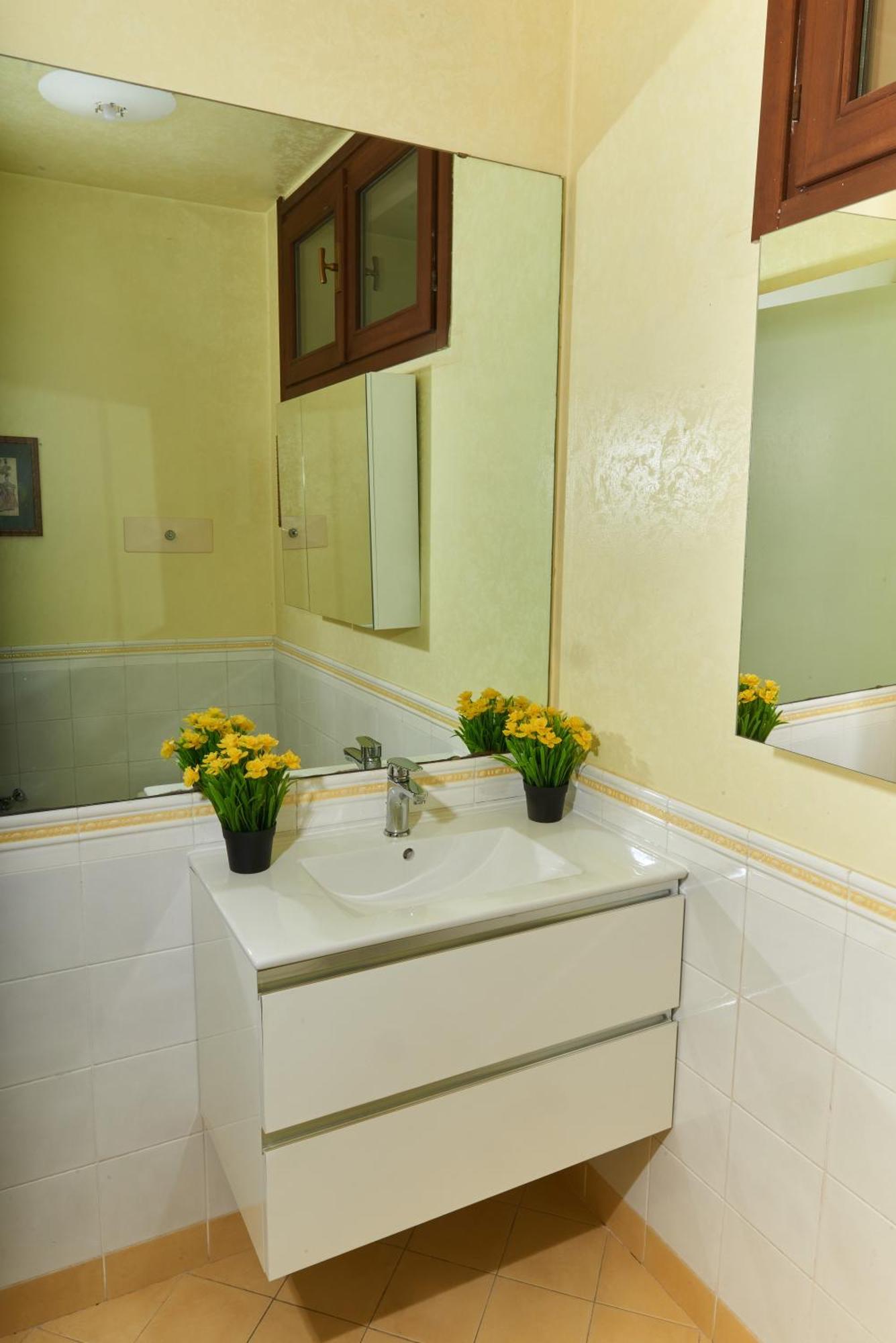 Garda Blue Luxury Apartment *